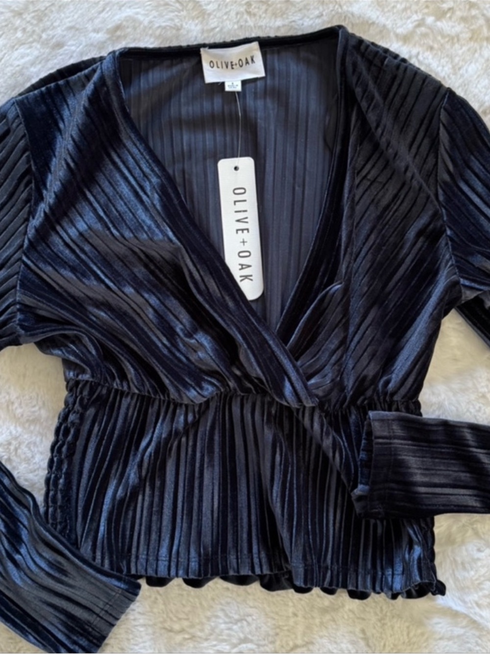 NWT Olive & Oak Navy Velvet Pleated Top
